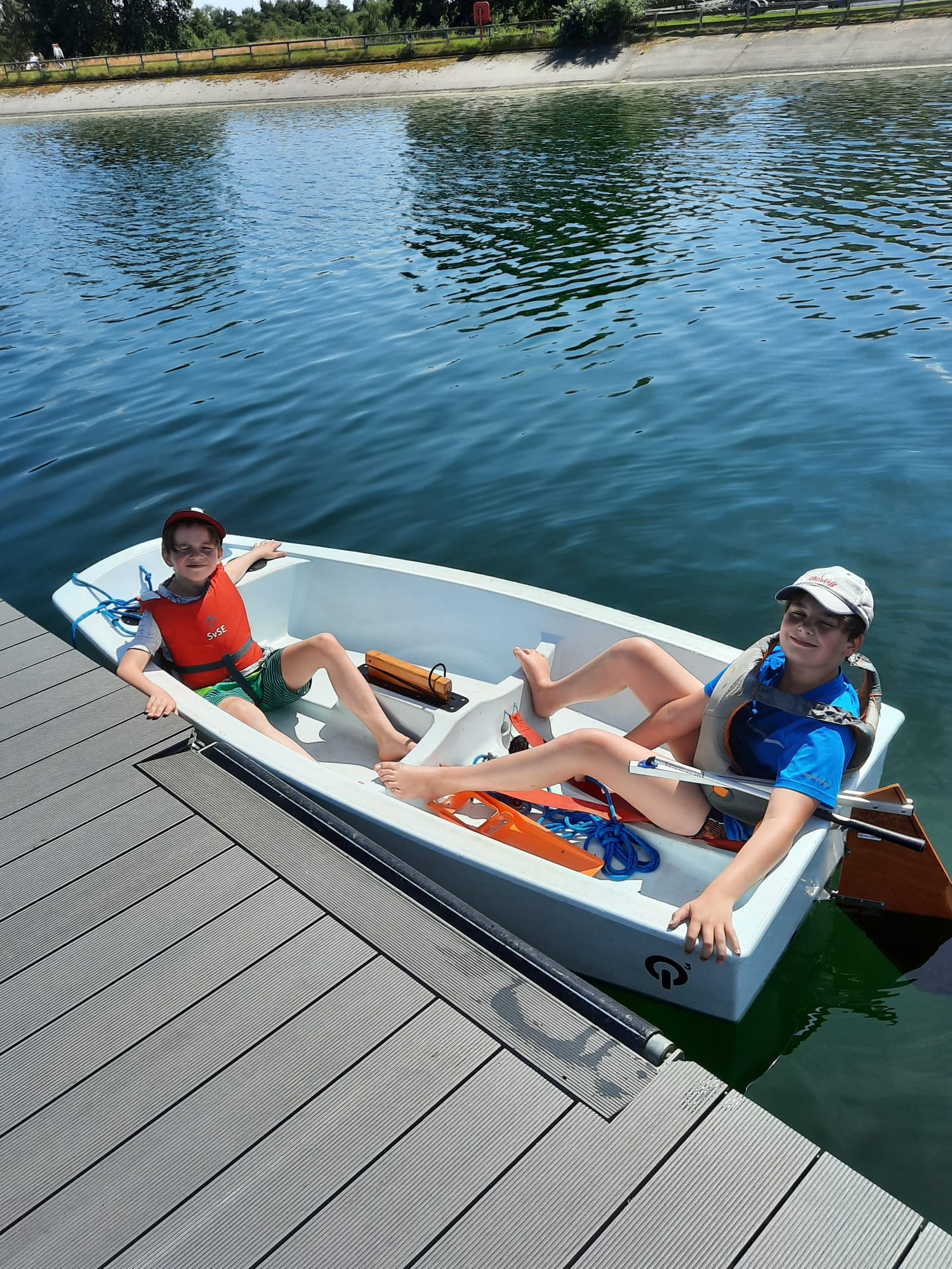 Kinder im Optiboot