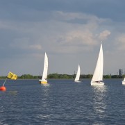 Saisonstart mit Regatta und Grillen Bild 5