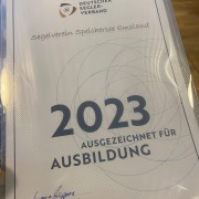 SvSE erneut vom DSV für ausgezeichnete Ausbildung geehrt Bild 2