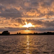 Lichtersegeln mit beleuchteten Booten Bild 1
