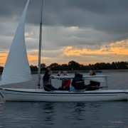 Lichtersegeln mit beleuchteten Booten Bild 5