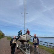 Neumitgliederfrühstück, Aufriggen und Slippen von zwei Booten Bild 1